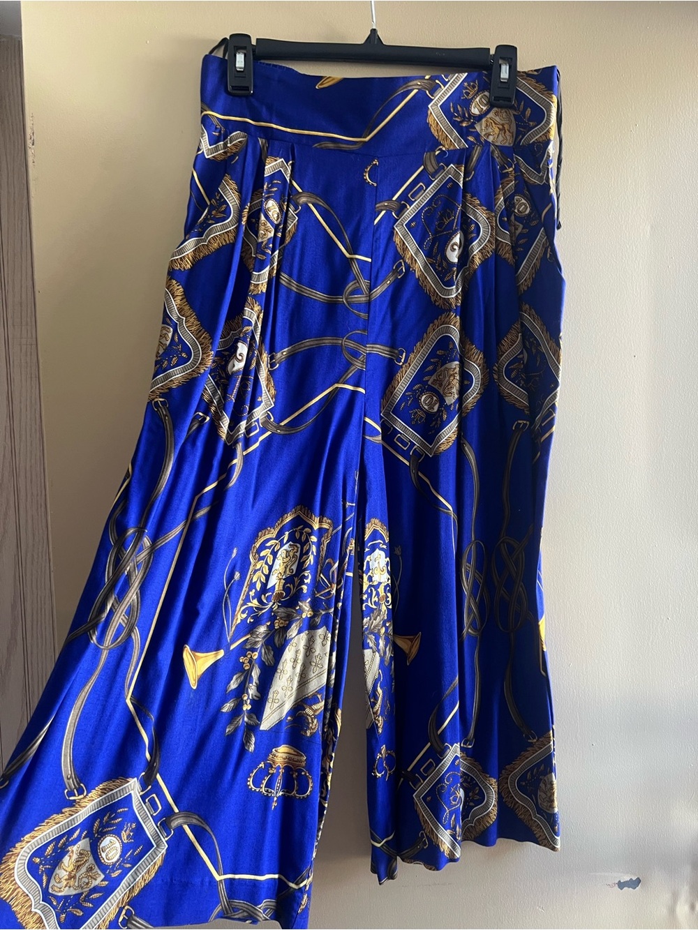 Cropped Wide Leg Printed Culotte Pants in Royal Blue - Picture 2 of 10